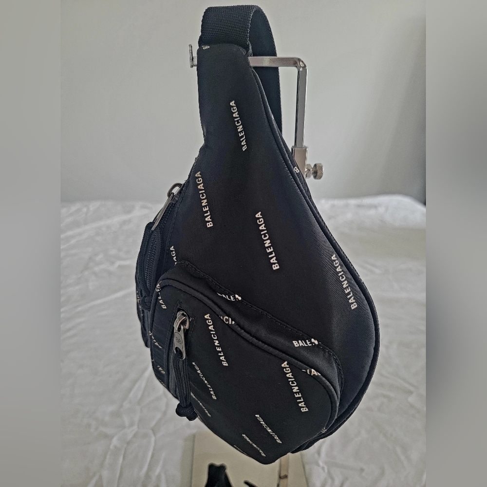 Balenciaga Explorer Belt Bag Printed Canvas Medium - Picture 5 of 11